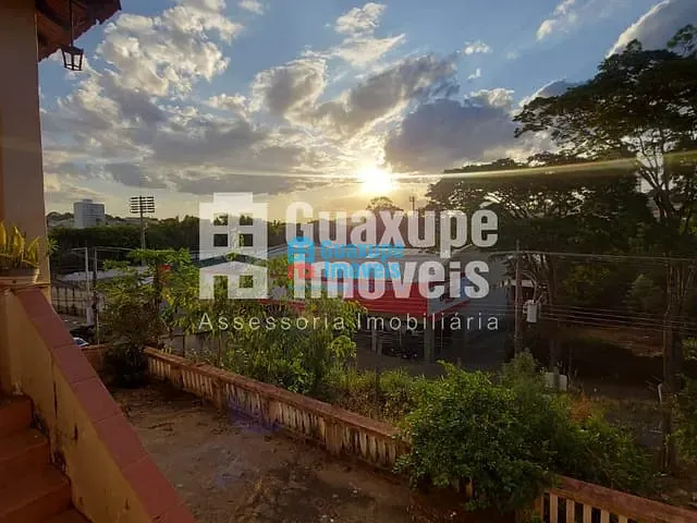 Ponto com 585m², à venda, no bairro CENTRO-TABOÃO em GUAXUPÉ