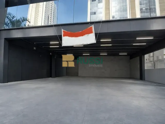 Ponto com 335m², para alugar, no bairro Royal Park em São José dos Campos