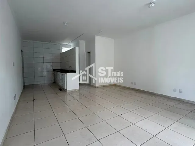 Ponto com 120m², para alugar, no bairro Centro em Andradas