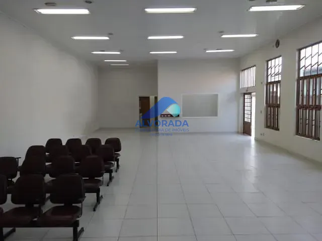 Ponto com 250m², à venda, no bairro Jardim Rafael em Caçapava
