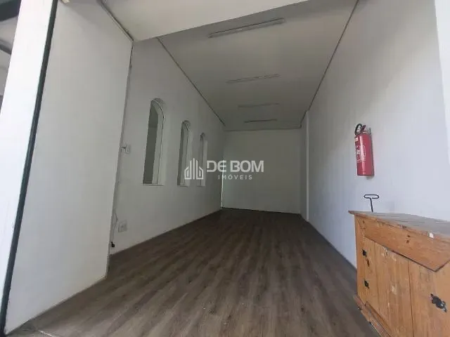 Ponto com 50m², para alugar, no bairro Centro em Poços de Caldas