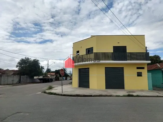 Ponto com 320m², à venda, no bairro Cidade Nova em Pindamonhangaba
