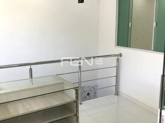 Ponto com 106m², à venda, no bairro parque das mangabas em Camaçari