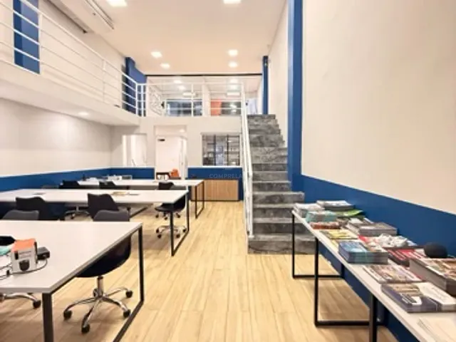 Ponto com 230m², para alugar, no bairro Parquelândia em Fortaleza