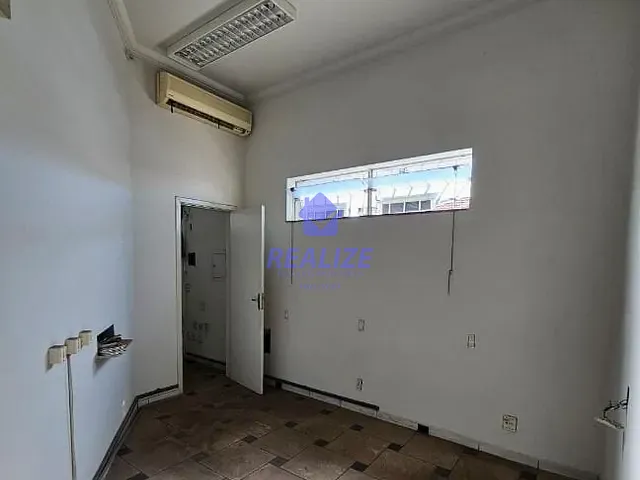 Ponto com 350m², para alugar, no bairro Centro em Botucatu