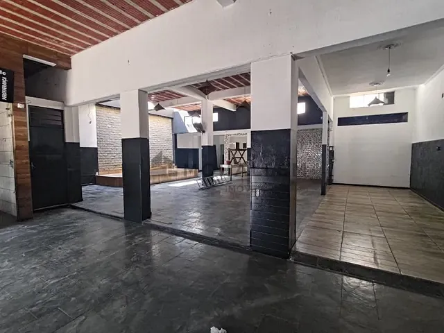 Ponto com 496m², à venda, no bairro São judas tadeu em Itajubá