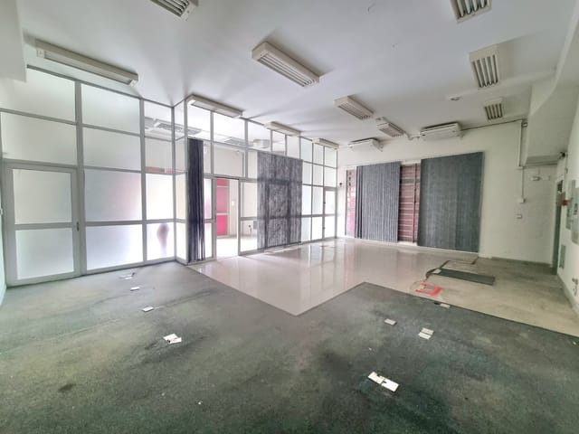 Galpão / Barracão com 300m², à venda ou para alugar, no bairro Loteamento São Vicente de Paulo em Pindamonhangaba