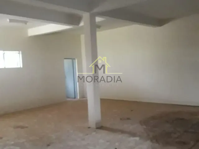 Ponto com 140m², para alugar, no bairro Vila Rica em Guaxupé