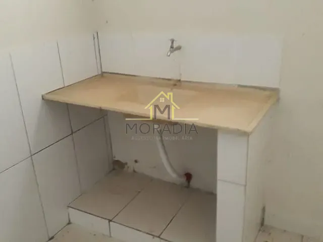 Ponto com 140m², para alugar, no bairro Vila Rica em Guaxupé