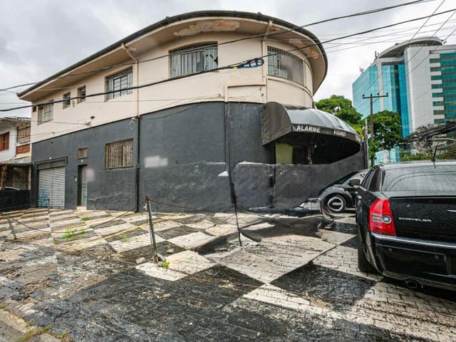 Ponto com 267m², para alugar, no bairro Cidade Monções em São Paulo