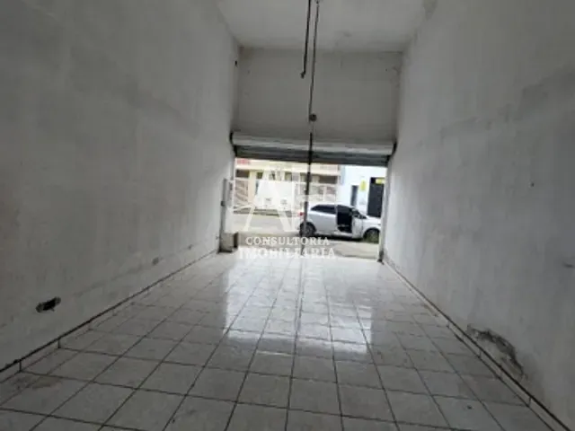 Ponto com 40m², para alugar, no bairro Residencial Estoril em Taubaté