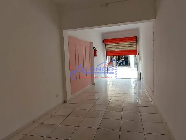 Ponto com 40m², para alugar, no bairro Centro em Jacareí