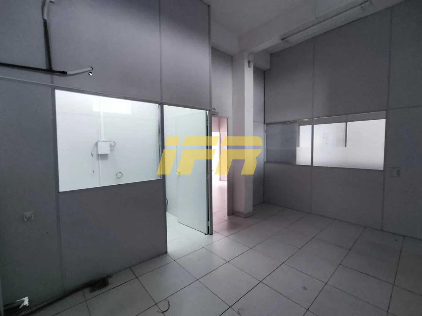 Prédio Inteiro, 200 m² - Foto 13