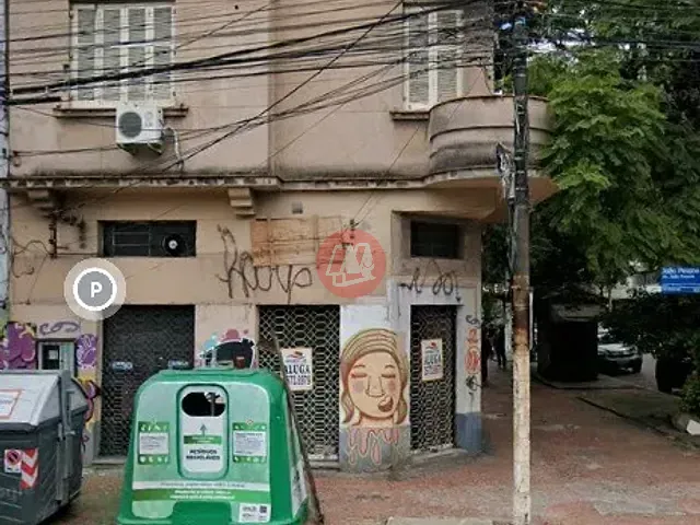 Ponto com 132m², para alugar, no bairro Cidade Baixa em Porto Alegre