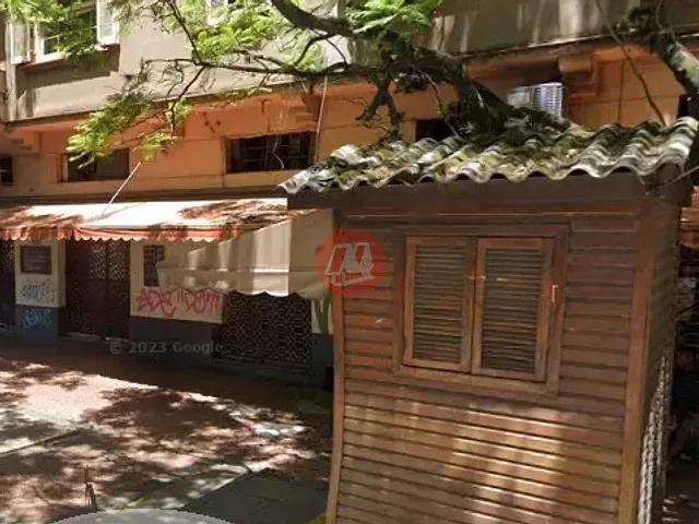 Ponto com 132m², para alugar, no bairro Cidade Baixa em Porto Alegre