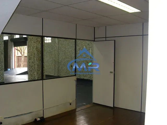 Ponto com 350m², à venda, no bairro Vila São Geraldo em São Paulo