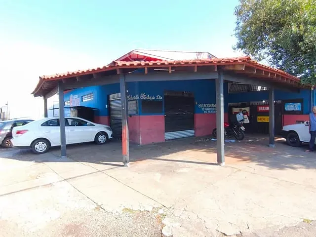 Ponto com 100m², para alugar, no bairro Antares em Londrina