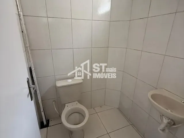 Ponto com 100m², para alugar, no bairro Centro em Andradas