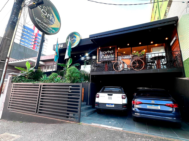 Ponto Comercial para locação, 1 banheiro, 2 vagas, 63m², Localização Privilegiada, Centro - Ponta Grossa/PR