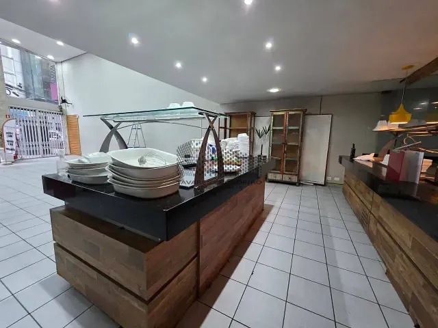Ponto à venda, no bairro Centro em Curitiba