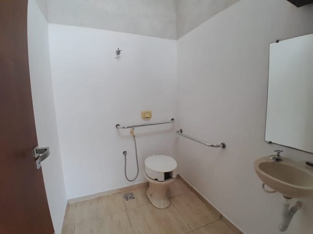 Ponto com 30m², para alugar, no bairro Centro em São João da Boa Vista