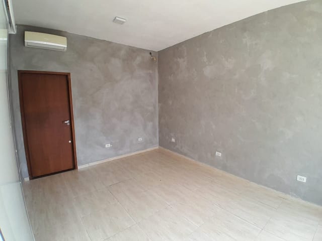 Ponto com 30m², para alugar, no bairro Centro em São João da Boa Vista