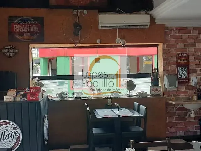 Ponto com 160m², à venda, no bairro Centro em Atibaia