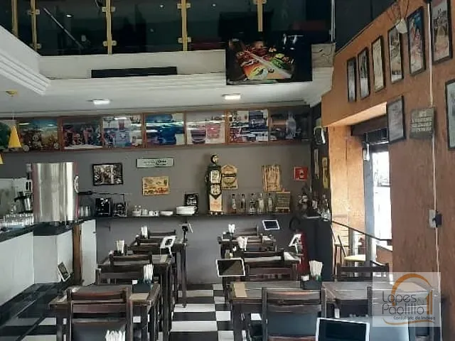Ponto com 160m², à venda, no bairro Centro em Atibaia