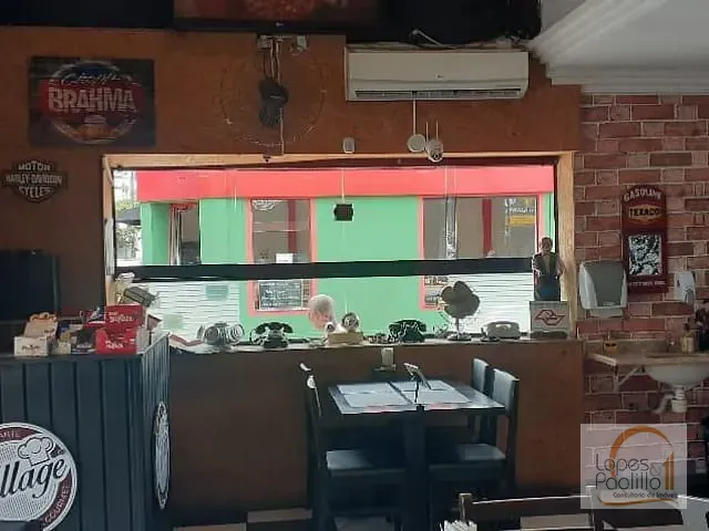 Ponto com 160m², à venda, no bairro Centro em Atibaia