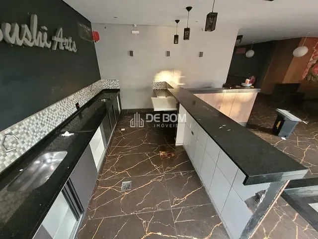 Ponto com 130m², para alugar, no bairro Centro em Poços de Caldas