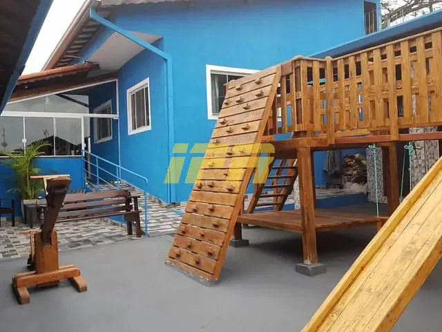 Ponto com 1375m², à venda, no bairro Quinta das Frutas em Taubaté
