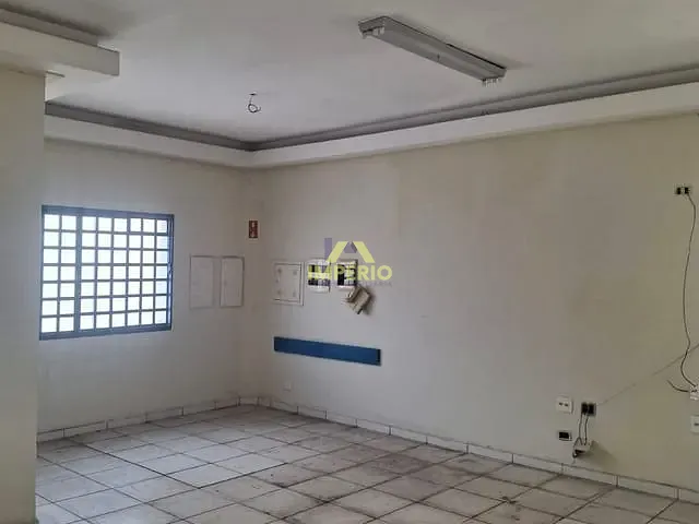 Ponto para alugar, no bairro Centro em Salto