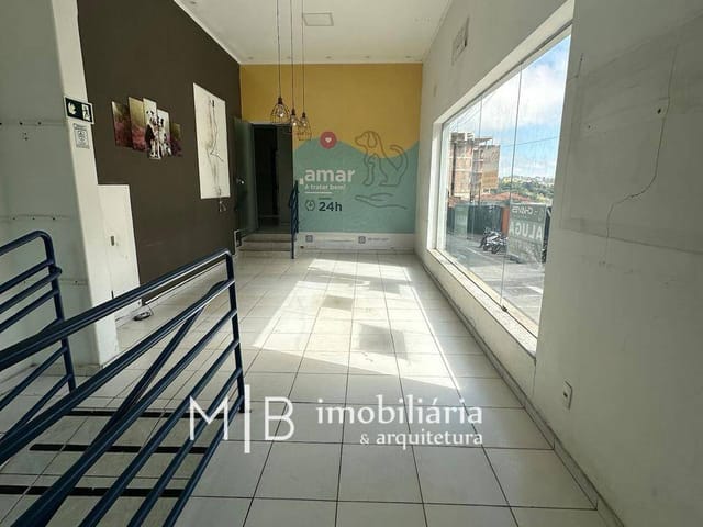 Ponto com 250m², para alugar, no bairro Centro em Lavras