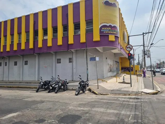 Ponto com 360m², para alugar, no bairro Pedregulho em Guaratinguetá