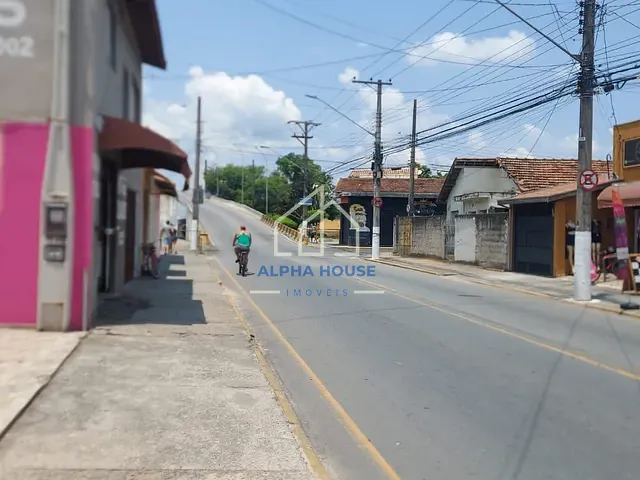 Ponto com 212m², à venda, no bairro Loteamento São Vicente de Paulo em Pindamonhangaba