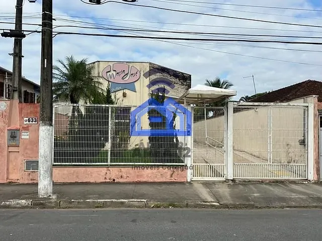 Ponto com 688m², para alugar, no bairro Centro em Caraguatatuba