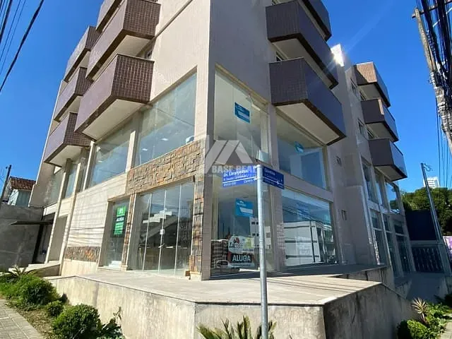 Ponto com 404m², para alugar, no bairro Centro em Guarapuava
