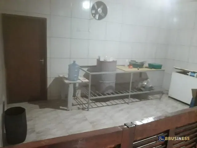 Ponto com 200m², à venda ou para alugar, no bairro Vivendas do Coqueiro III em Campos dos Goytacazes