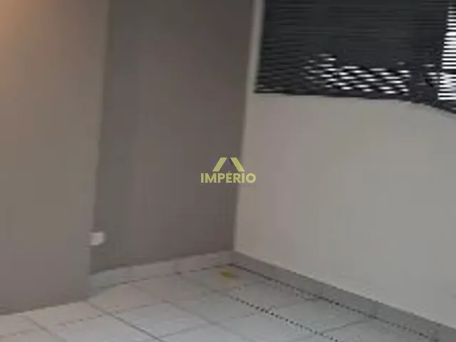 Ponto com 373m², para alugar, no bairro São Luiz em Itu