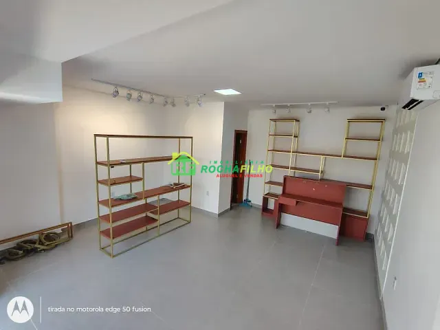 Ponto com 36m², para alugar, no bairro Fátima em Teresina