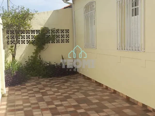 Ponto com 245m², à venda, no bairro Centro em Taubaté