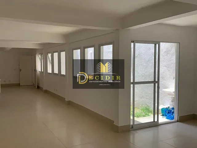 Ponto para alugar, no bairro Jardim Grimaldi em São Paulo