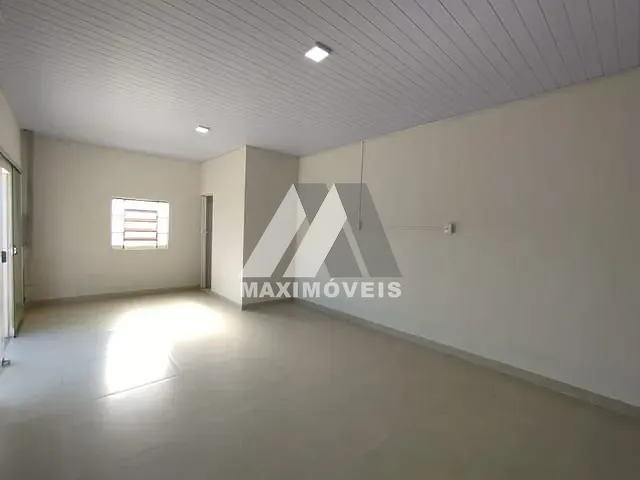 Ponto para alugar, no bairro Vila Magnólia em Araçuaí