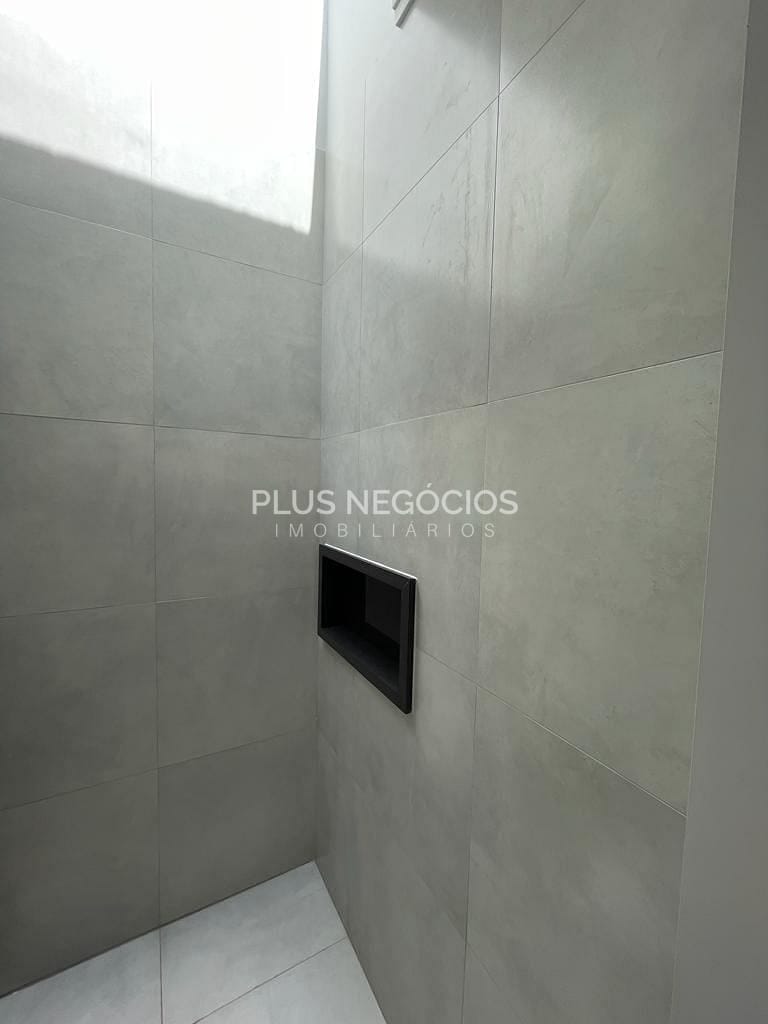 Casa à venda com 3 quartos, 90m² - Foto 8