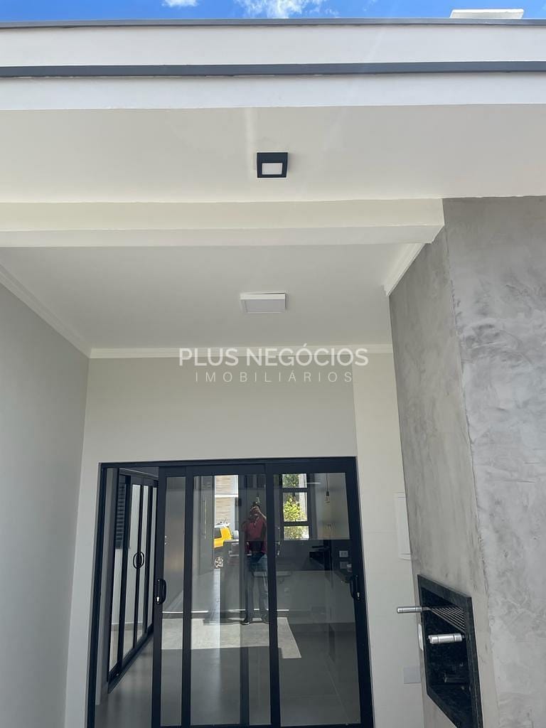 Casa à venda com 3 quartos, 90m² - Foto 13