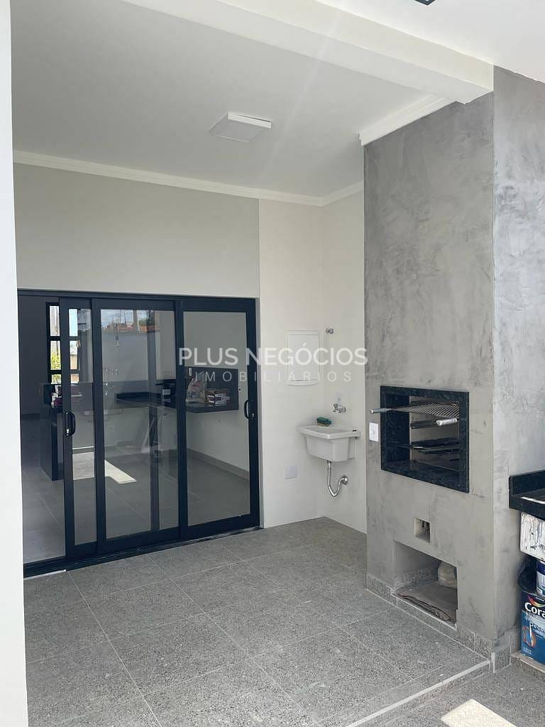 Casa à venda com 3 quartos, 90m² - Foto 16