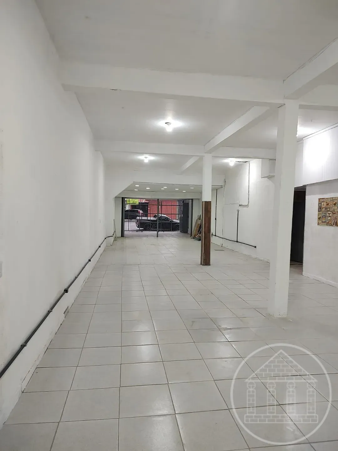 Loja-Salão, 150 m² - Foto 1