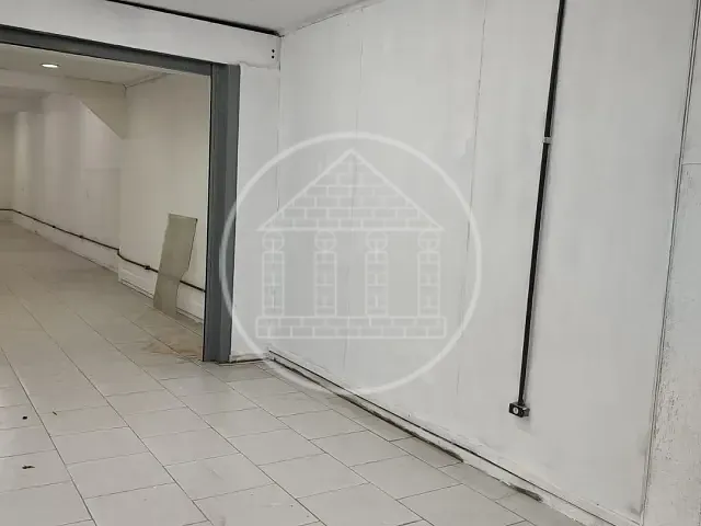 Ponto para alugar, no bairro Parque América em São Paulo