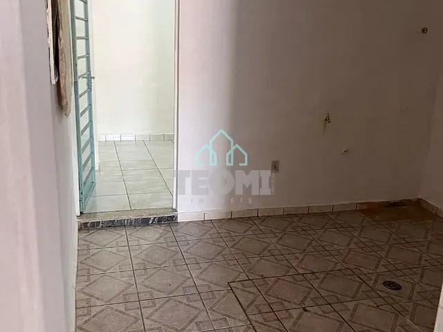 Ponto com 45m², para alugar, no bairro Centro em Taubaté