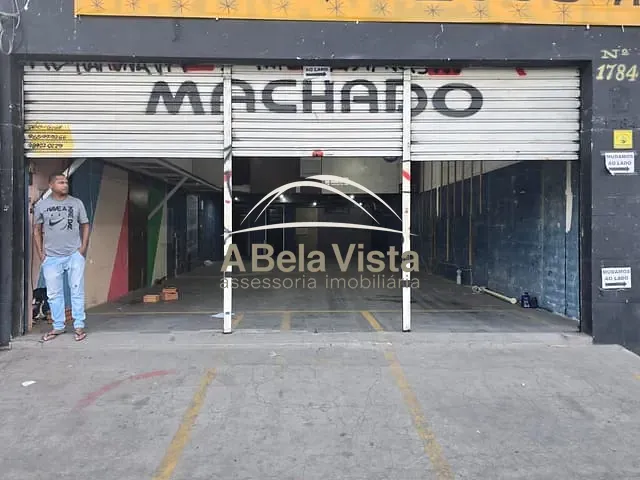 Ponto com 350m², para alugar, no bairro Santo Antônio em Osasco